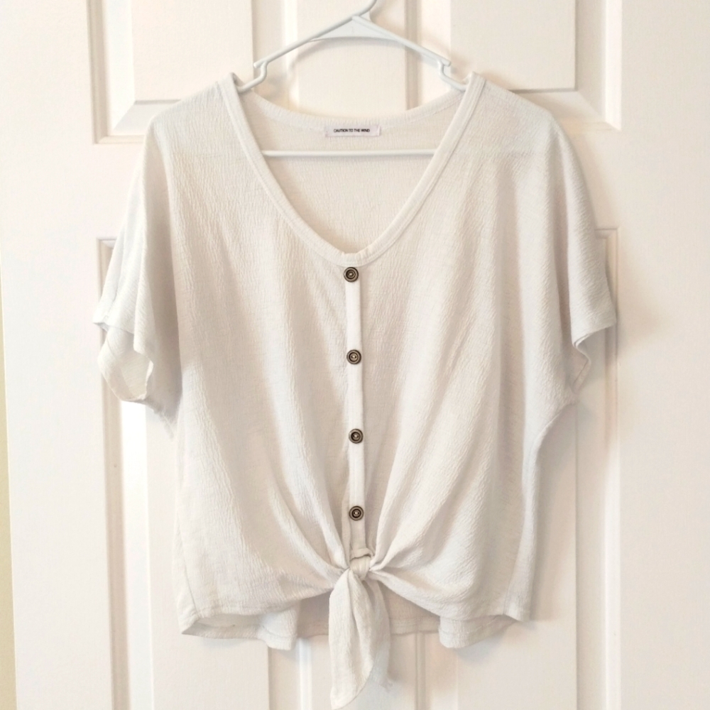 *5 for $20* Caution to the wind tie front top - Picture 2 of 7